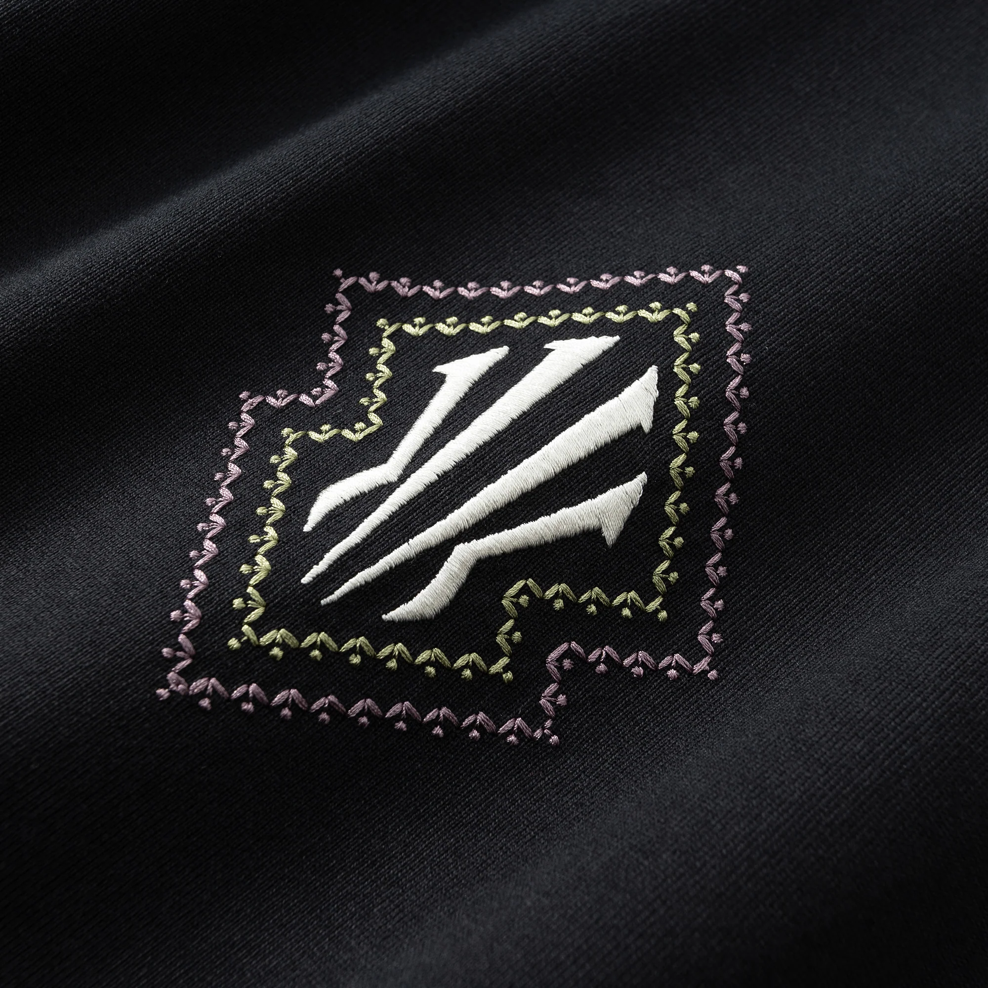 ANTA Hélà Metamorphosis Tee - Image 3