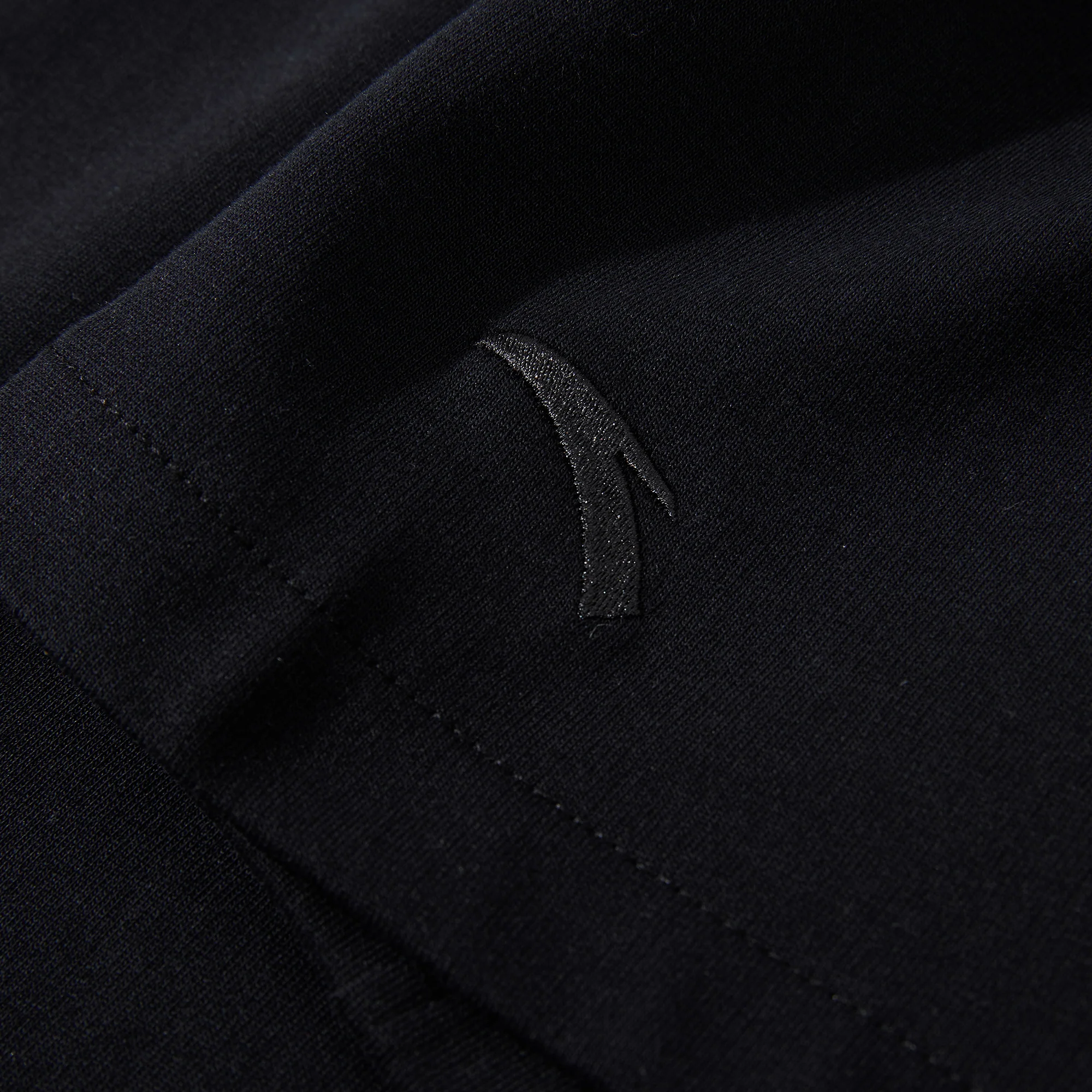 ANTA Hélà Omega Tee - Image 5