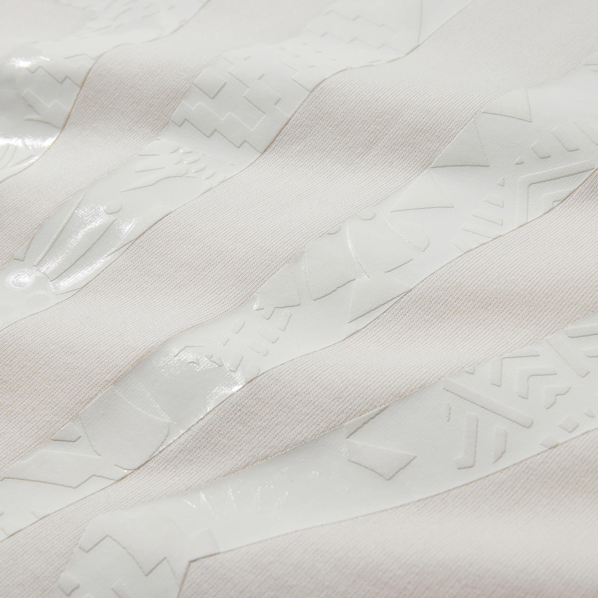 ANTA Hélà Omega Tee - Image 9