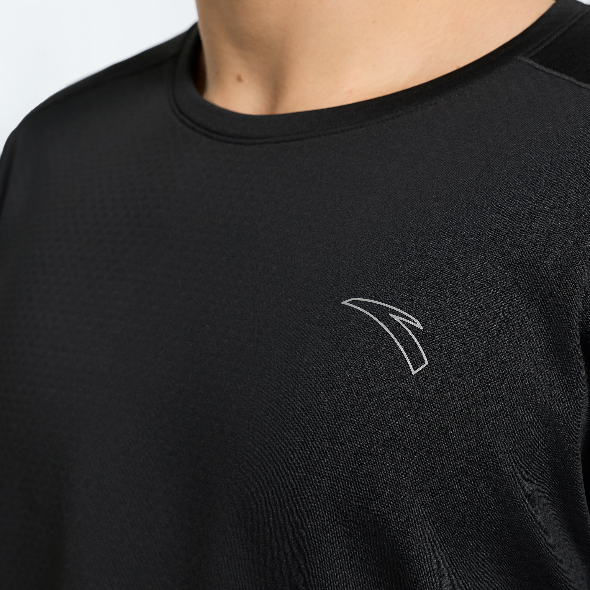 Men's ANTA Run Long Sleeve Top - Image 3