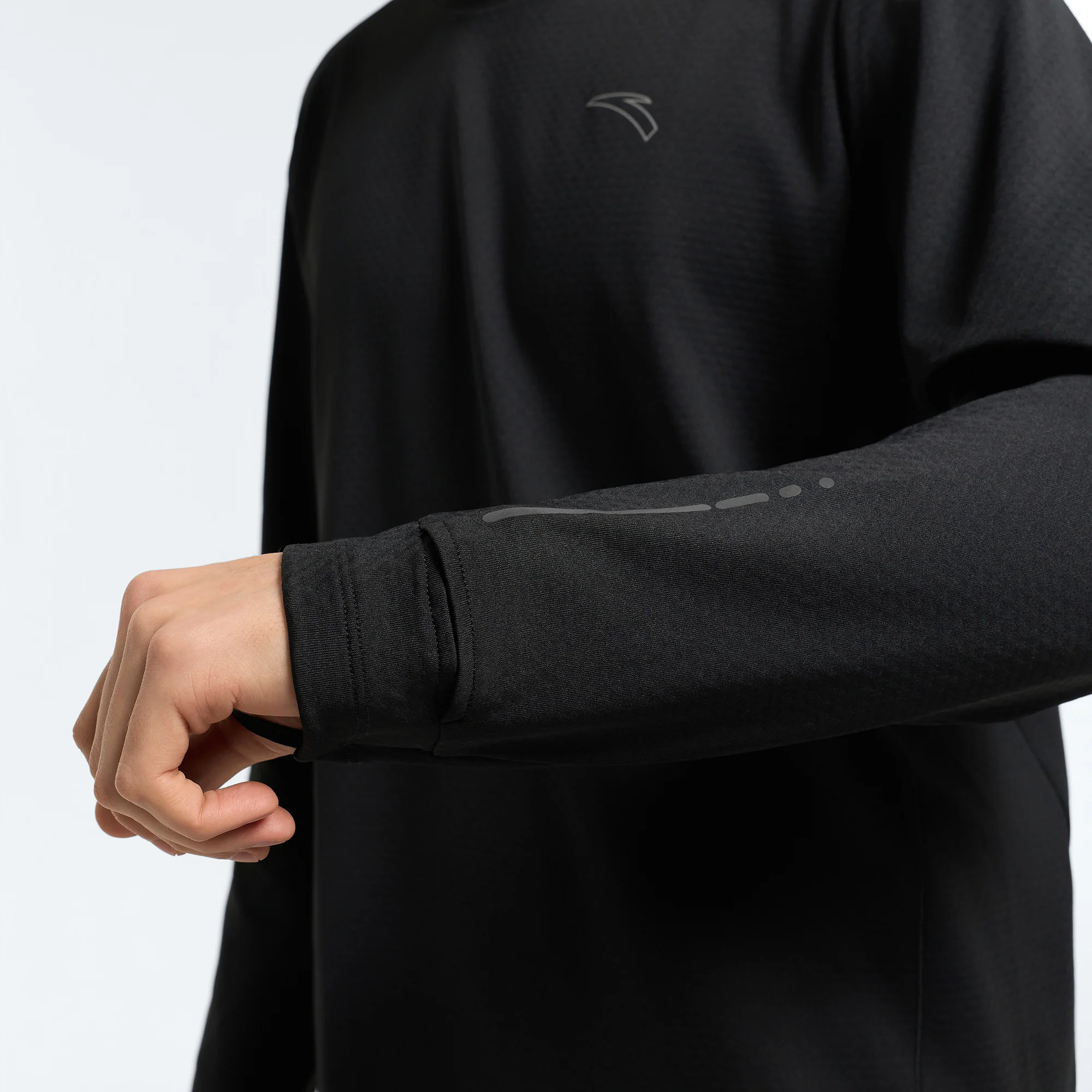 Men's ANTA Run Long Sleeve Top - Image 4